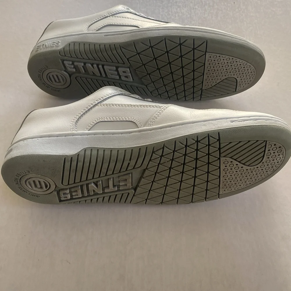 ETNIES Senix LO Men’s White Leather Lace Up Skate Sneakers Size 10